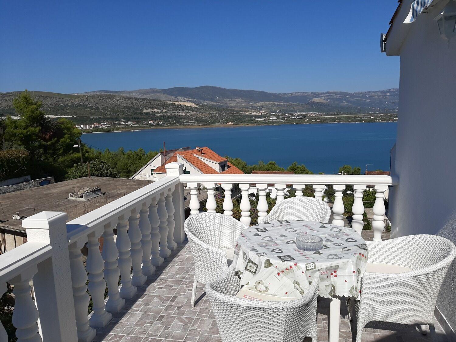 Apartments Ivica - 150M From Sea Trogir Eksteriør bilde