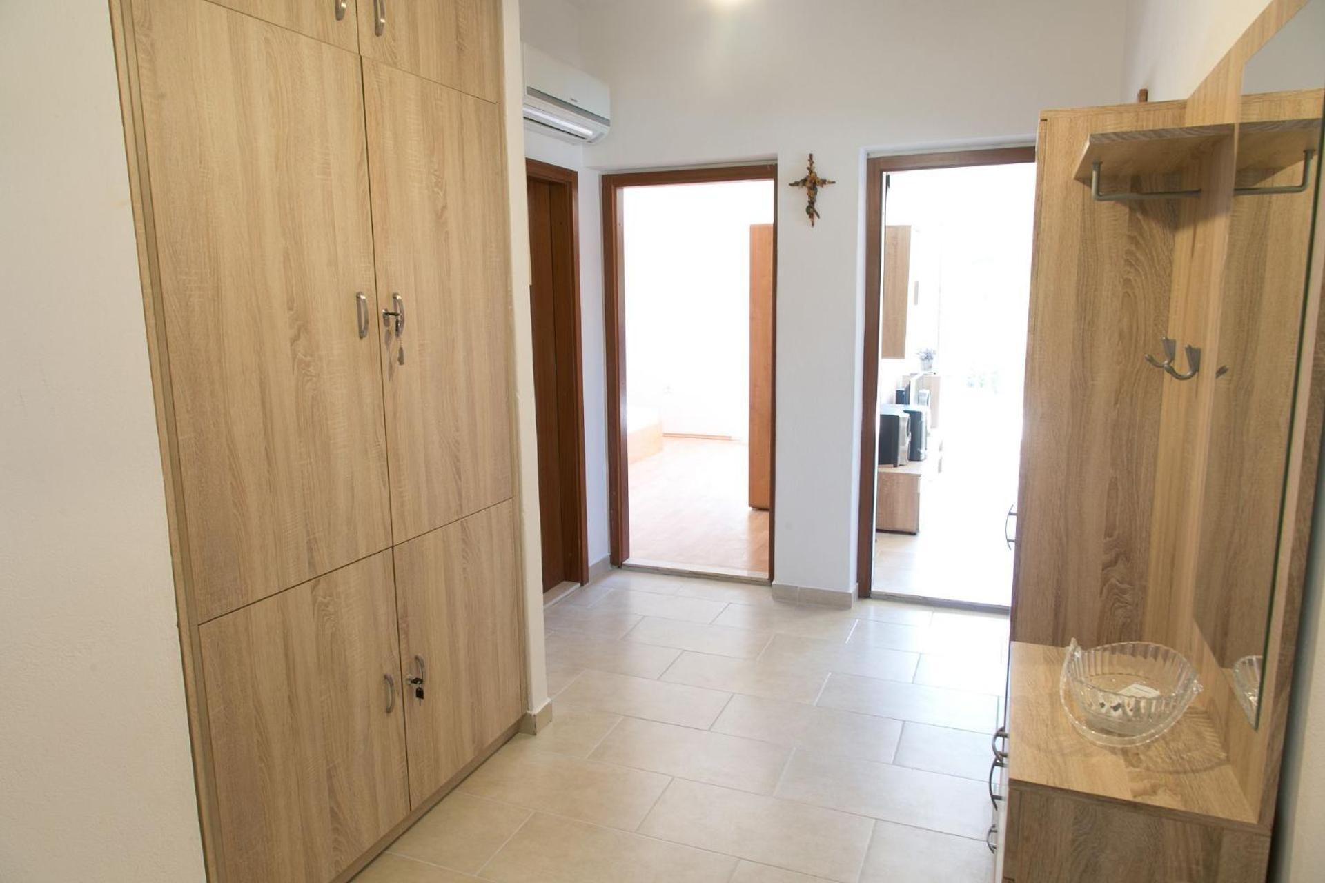 Apartments Ivica - 150M From Sea Trogir Eksteriør bilde